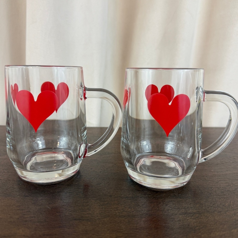 VINTAGE PAIR or‎ Arcoroc France Glass Heart Mugs RARE FIND 4" Tall x 2 5/8" Wide